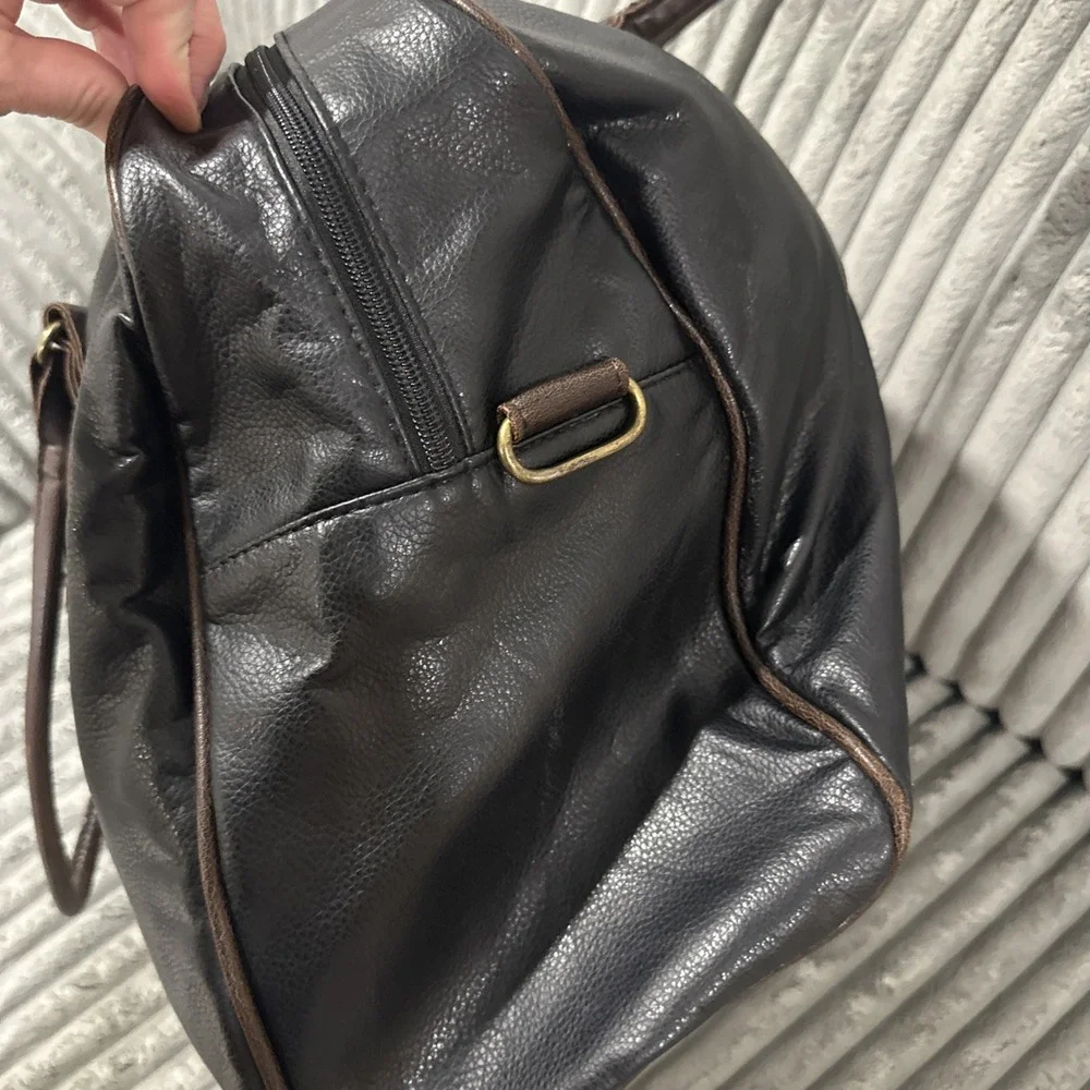 Urban Renewal UR Duffle Bag Usher Gift Leather Like Travel Tote 20
